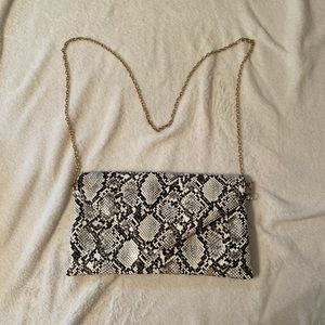 Primark crossbody clutch